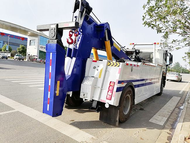 國六單橋重汽豪瀚拖吊聯體清障車